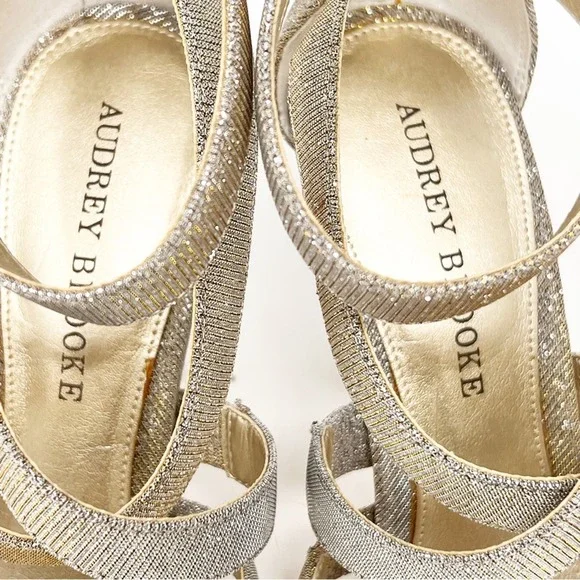 Audrey Brooke Gold Metallic Sparkly AB Shanice Wide Strappy Heels Sz 8.5 - Picture 5 of 11